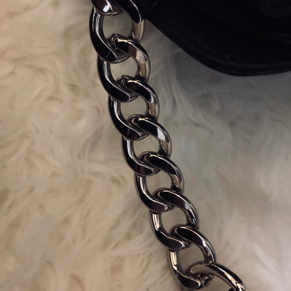 Purse - Picture 4 of 8